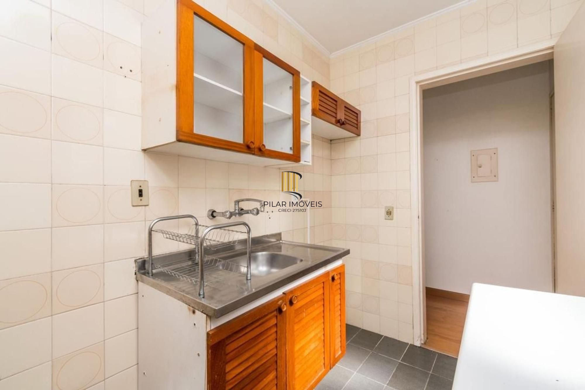 Apartamento com 2 quartos e 84m² à venda em Centro Histórico, Porto Alegre.