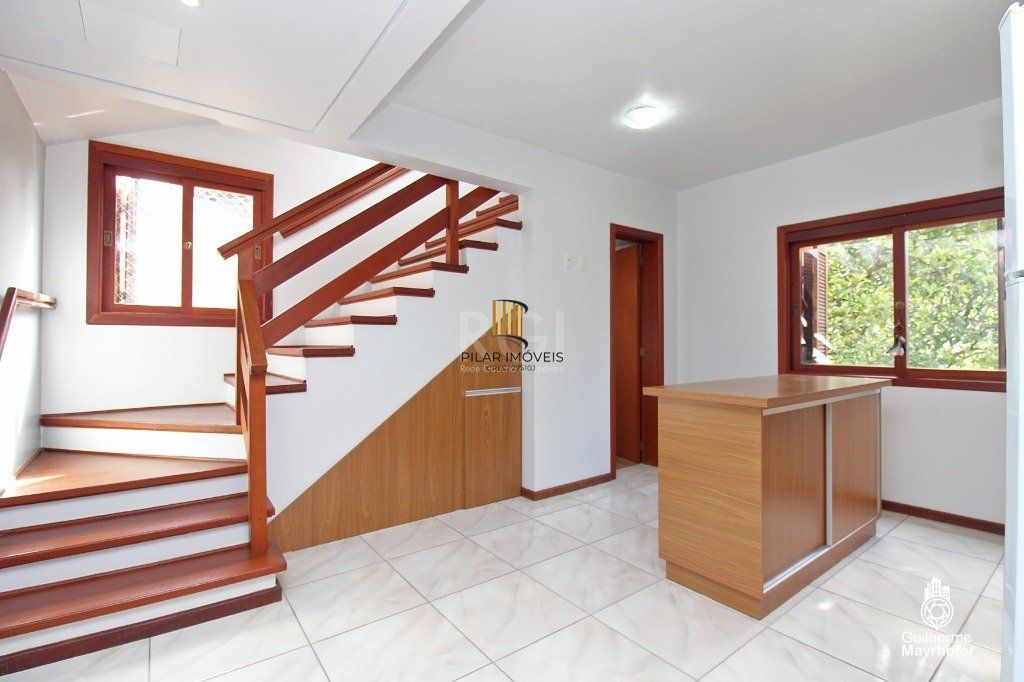 Casa para Venda - 212m², 3 dormitórios, 2 vagas - Medianeira