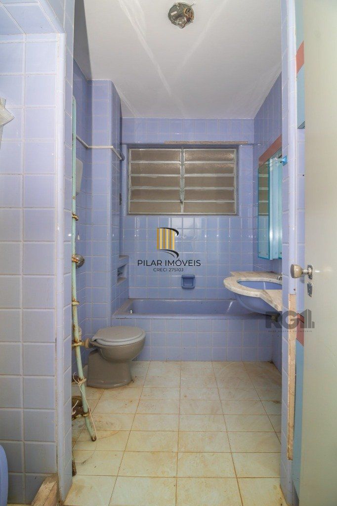 Casa 5 dormitórios no bairro Farroupilha
