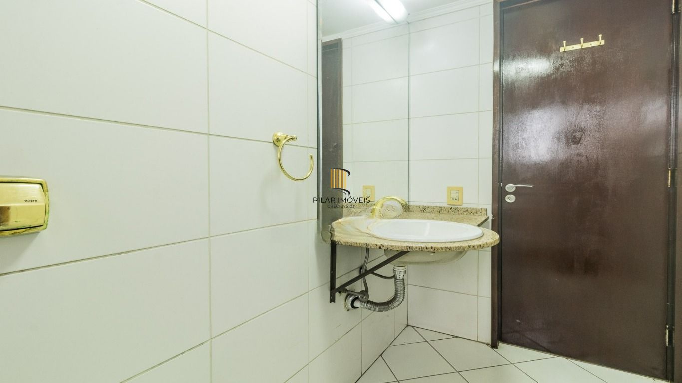 Apartamento à venda com 3 quartos 153 m²  Alto Padrão avenida carlos gomes, bela vista, porto alegre