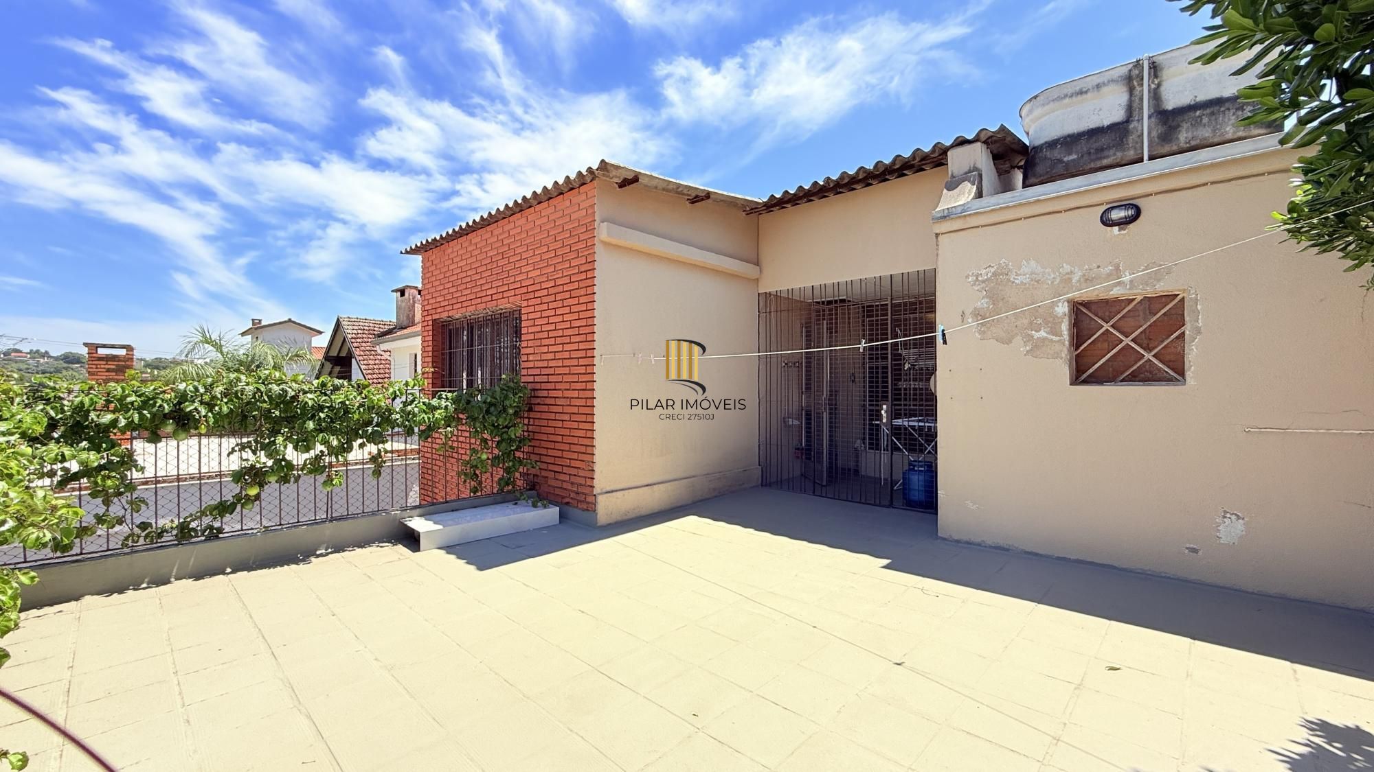 Casa 4 dormitórios no bairro Teresópolis