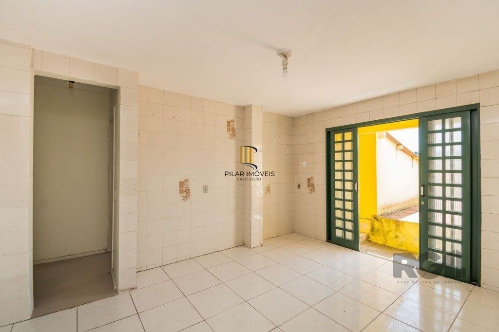 Casa com 5 dormitórios no bairro Jardim Sabará