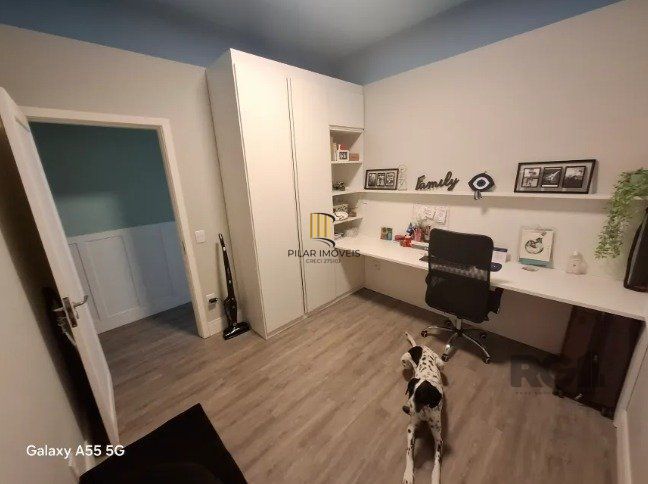 Casa reformada com 3 dormitórios, 5 vagas no bairro São João