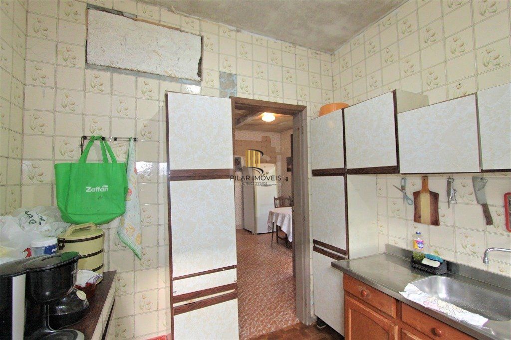 Casa para Venda - 187m², 3 dormitórios, sendo 1 suites, 2 vagas - Jardim São Pedro