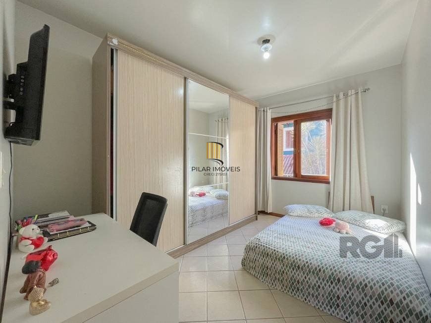 Excelente casa de 121m² com 3 dormitórios e 2 vagas.