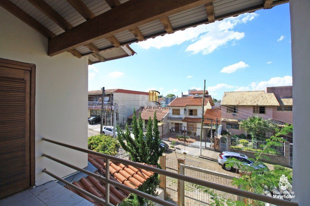 Casa para Venda - 240m², 4 dormitórios, sendo 3 suites, 6 vagas - Jardim Sabará