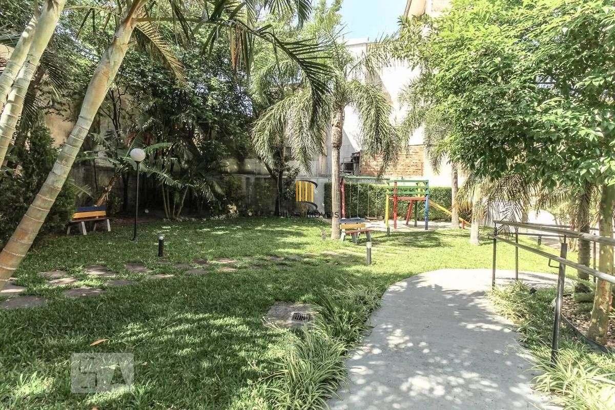 Apartamento de  01 dormitorio com vaga de garagem na Azenha - Porto alegre.