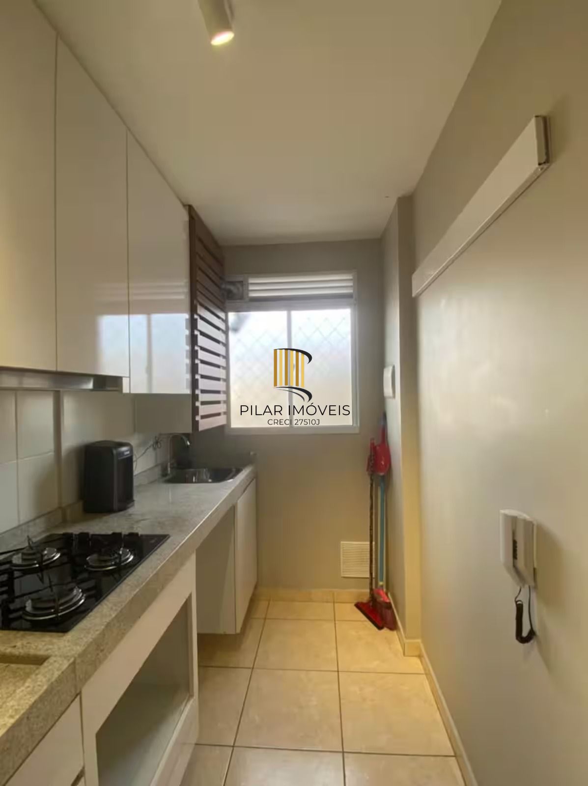 Apartamento 2 dormitórios no bairro Humaitá
