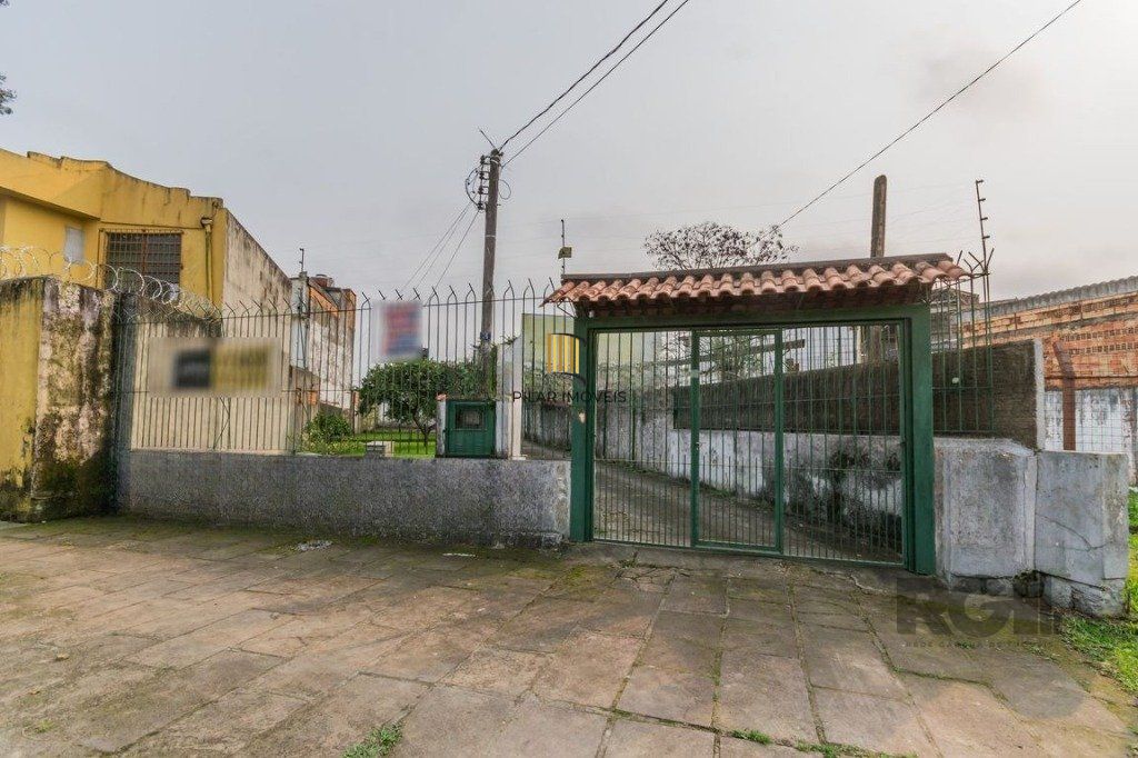 Casa com 2 dormitórios no bairro Vila João Pessoa