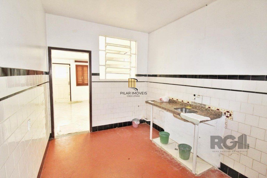 Casa 3 dormitórios no bairro Teresópolis