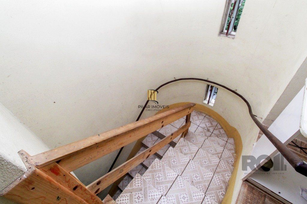 Casa 5 dormitórios no bairro Nonoai