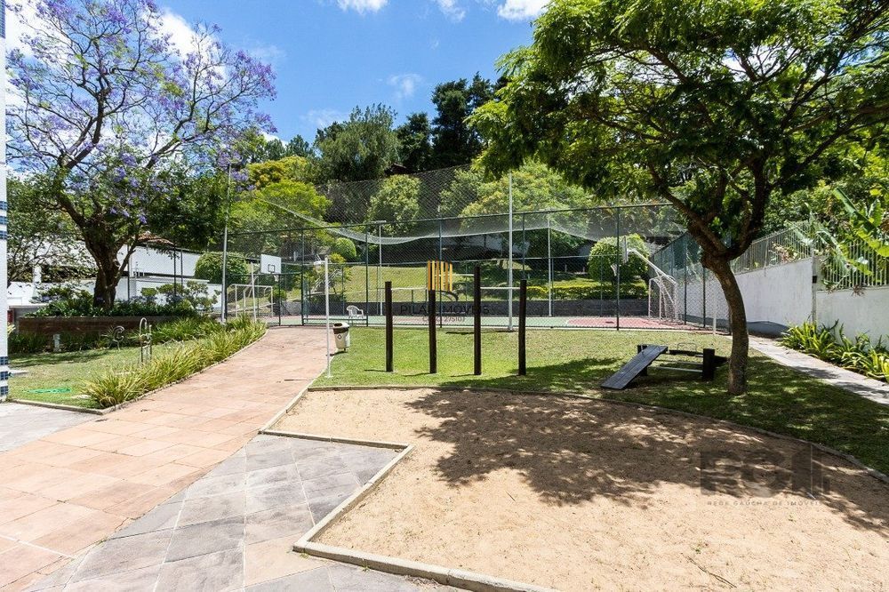 Apartamento com 3 dormitórios  na Zona Sul de Porto Alegre RS.