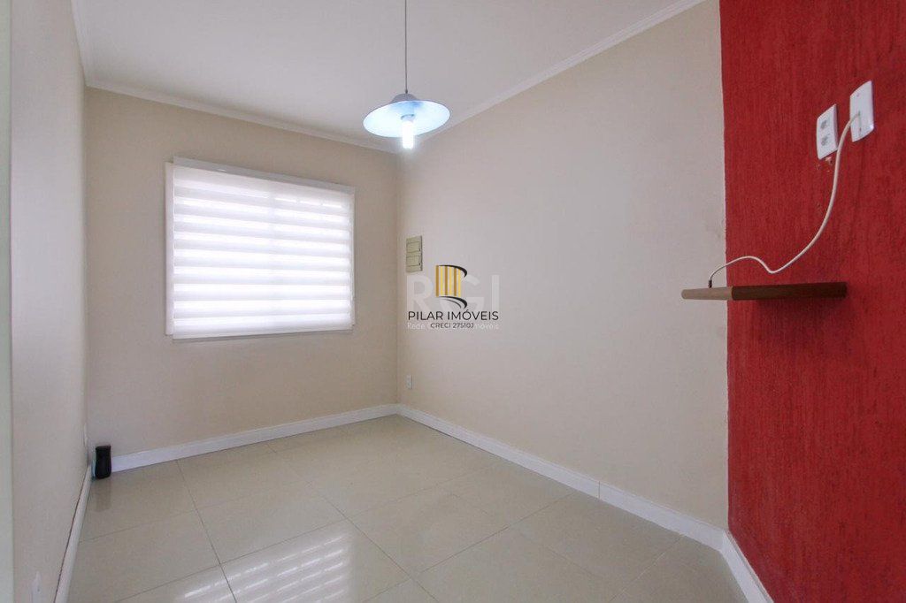Casa 2 dormitórios no bairro Medianeira