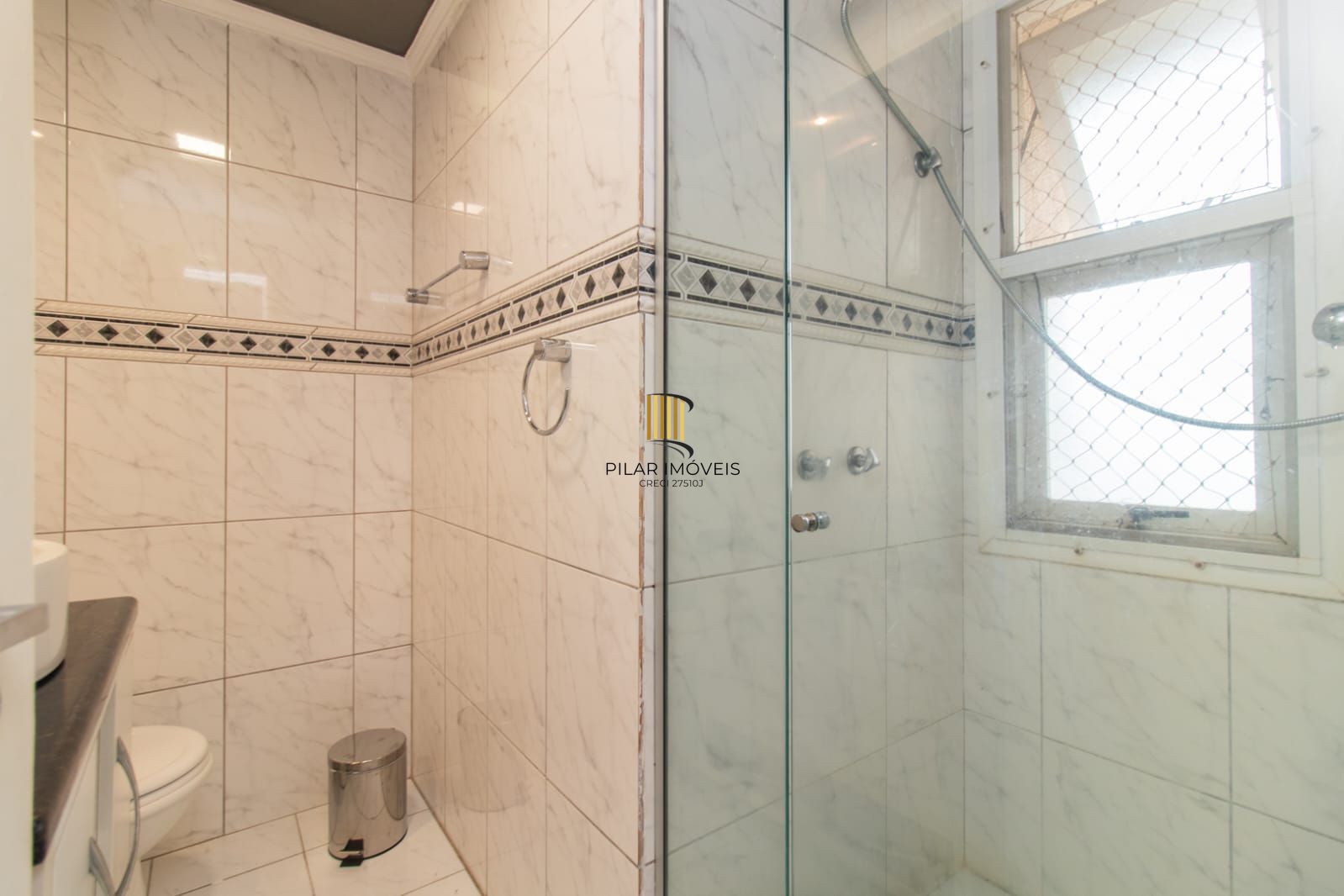 Apartamento para Venda - 77m², 2 dormitórios, 1 vaga - Teresópolis