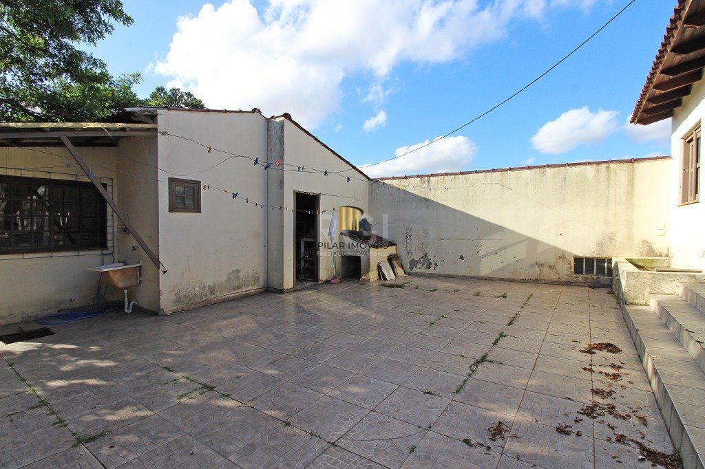 Casa para Venda - 280m², 4 dormitórios, sendo 1 suites, 4 vagas - Bom Jesus