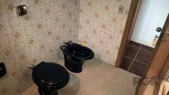 Apartamento 3 dormitórios no bairro Menino Deus