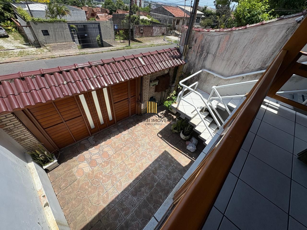 Casa residencial 234m² , 2 dormitórios no bairro Glória