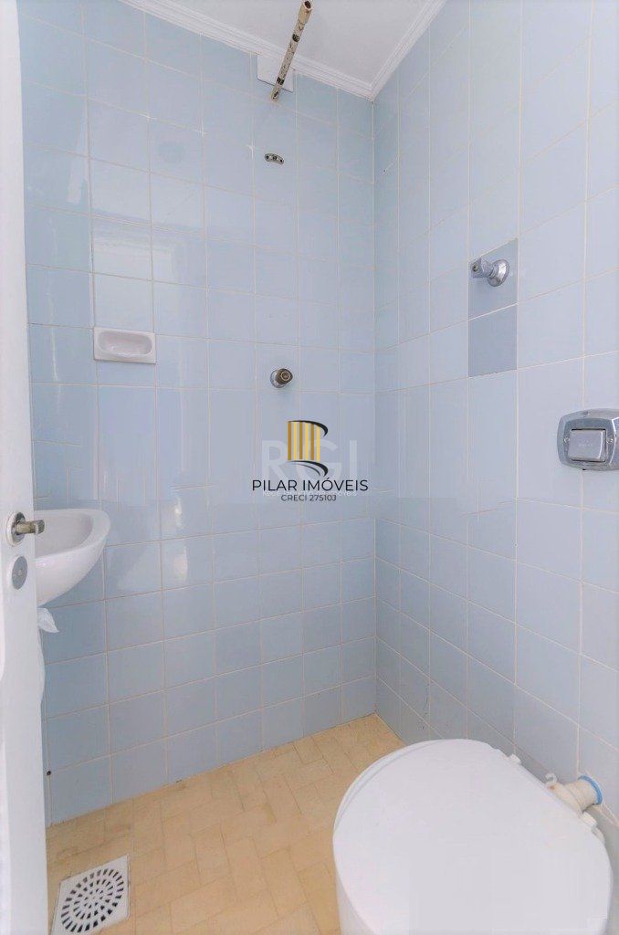 Apartamento para Venda - 128m², 3 dormitórios, 1 vaga - Menino Deus