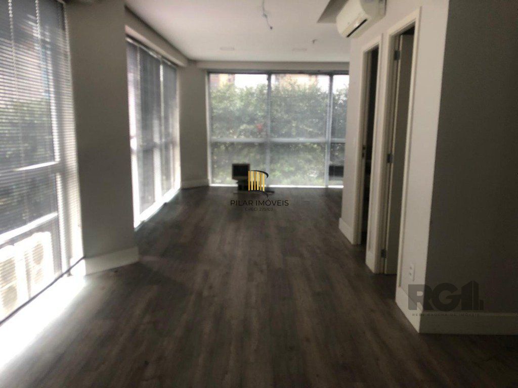 Sala Comercial no bairro São João - Pilar Imóveis