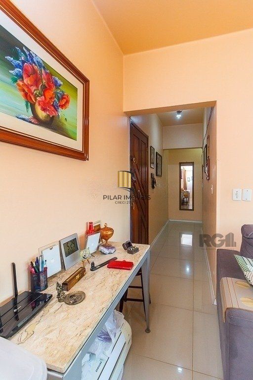 Apartamento de 64m², bairro Floresta