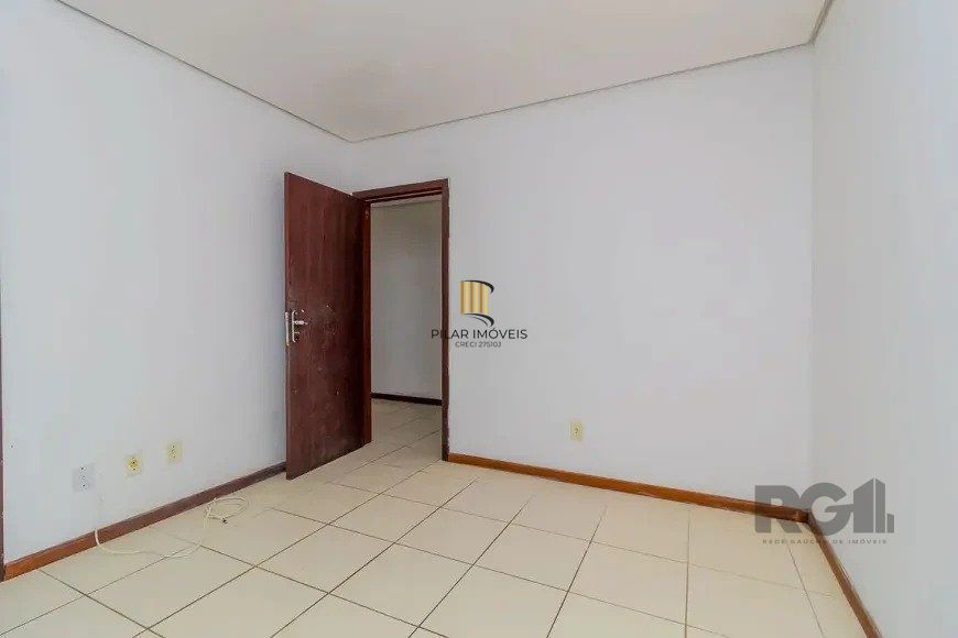 Casa 110m² - 3 dormitórios, 1 vaga no bairro Aberta dos Morros