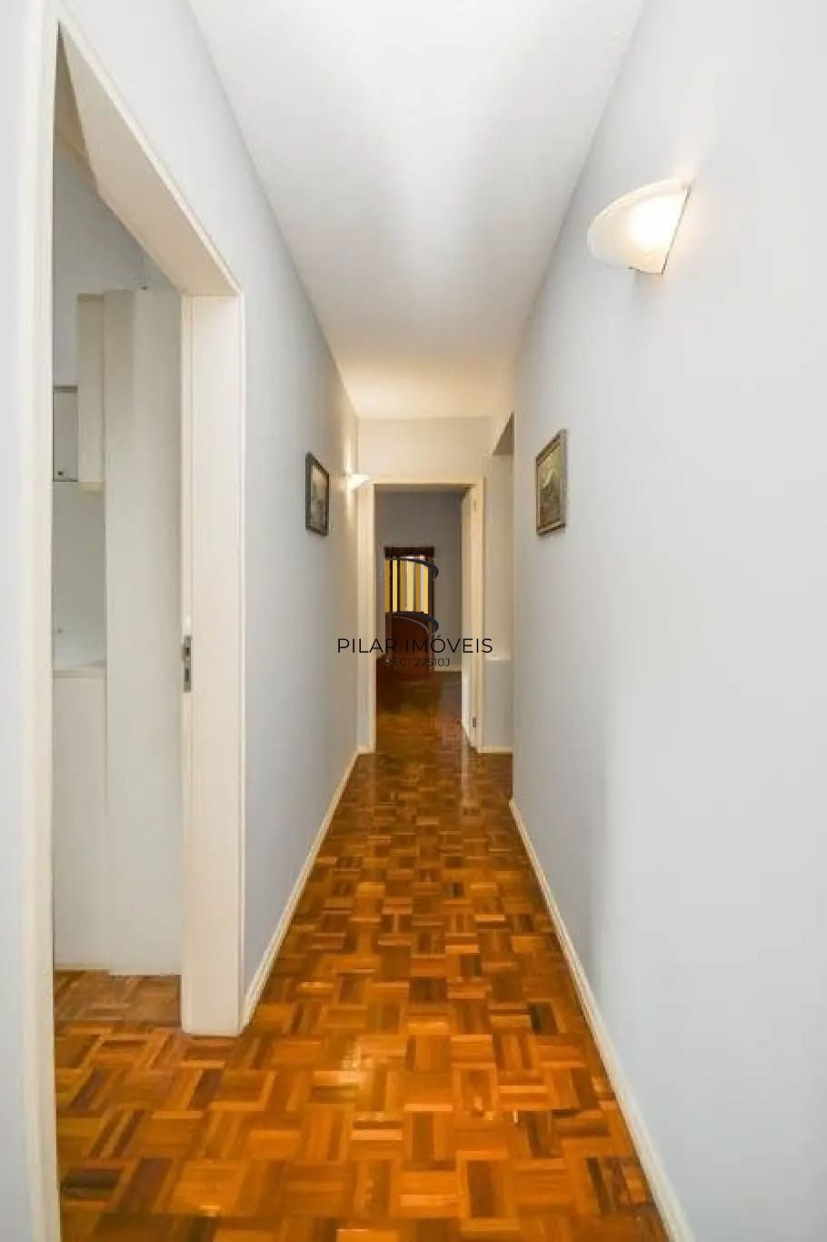 Apartamento com 3 dormitórios no bairro Menino Deus, Porto Aelgre