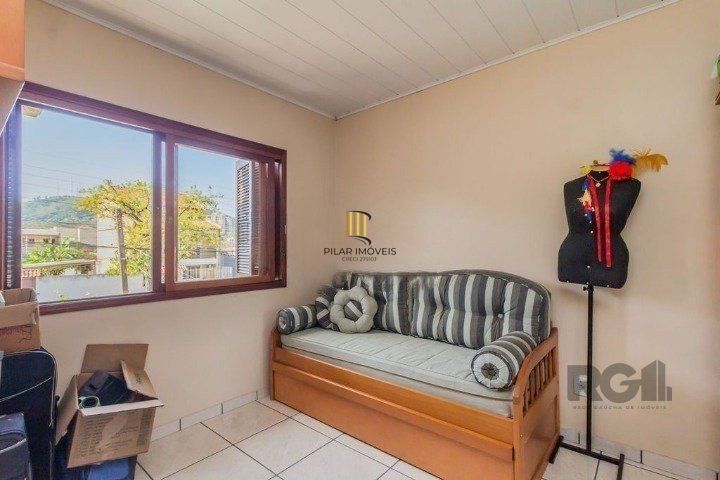 Casa 3 quartos no bairro Partenon, em Porto Alegre