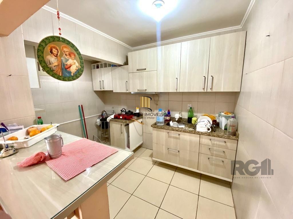 Apartamento 2 dormitórios no bairro Camaquã