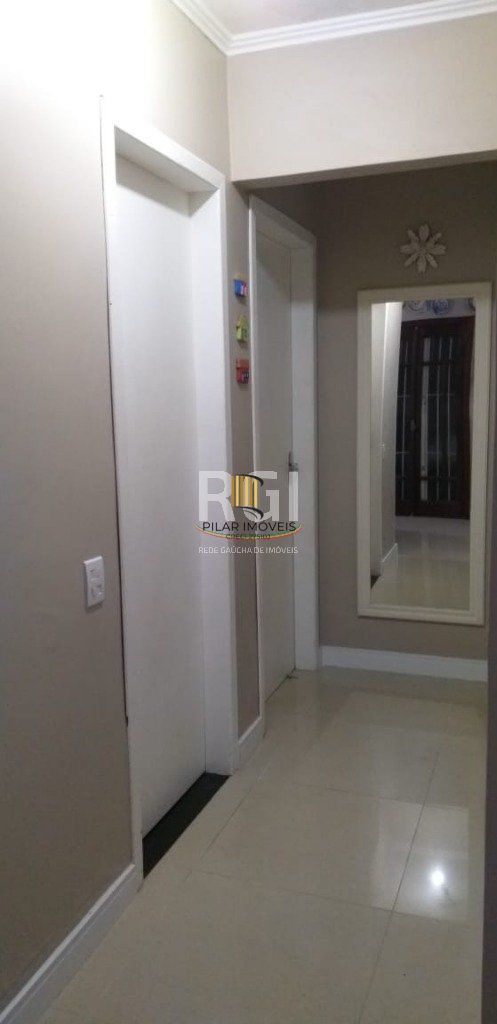 Casa para Venda - 214m², 2 dormitórios, 4 vagas - Parque Santa Fé