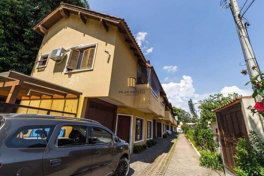 Casa em condomínio de 84m² - 2 dormitórios, 1 suíte e 1 vaga no bairro Ipanema