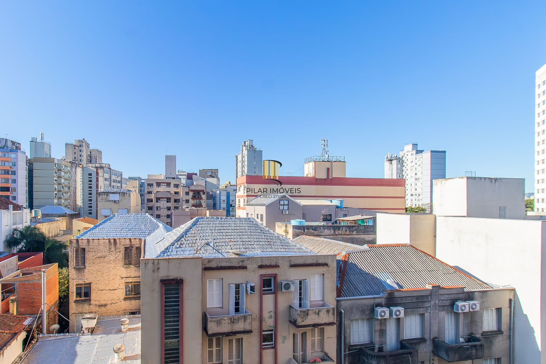 Apartamento para Venda - 103m², 3 dormitórios, sendo 1 suites, 1 vaga - Centro