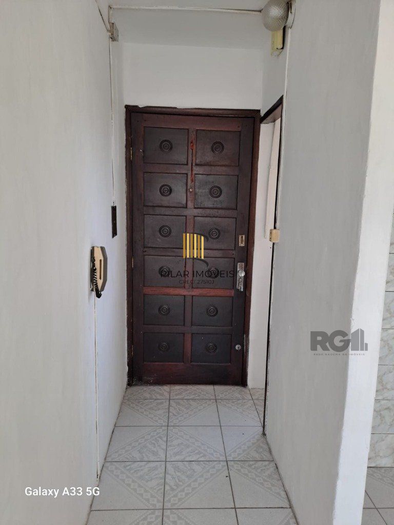 Apartamento 2 dormitórios no bairro Rubem Berta