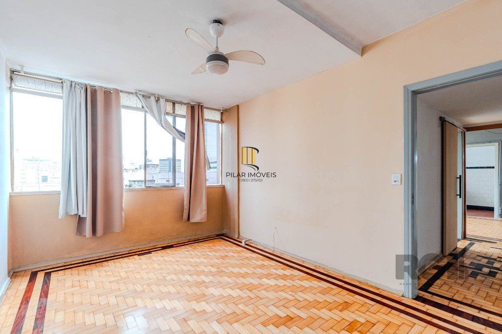Apartamento de 89m², 2 dormitórios no Centro Histórico. 