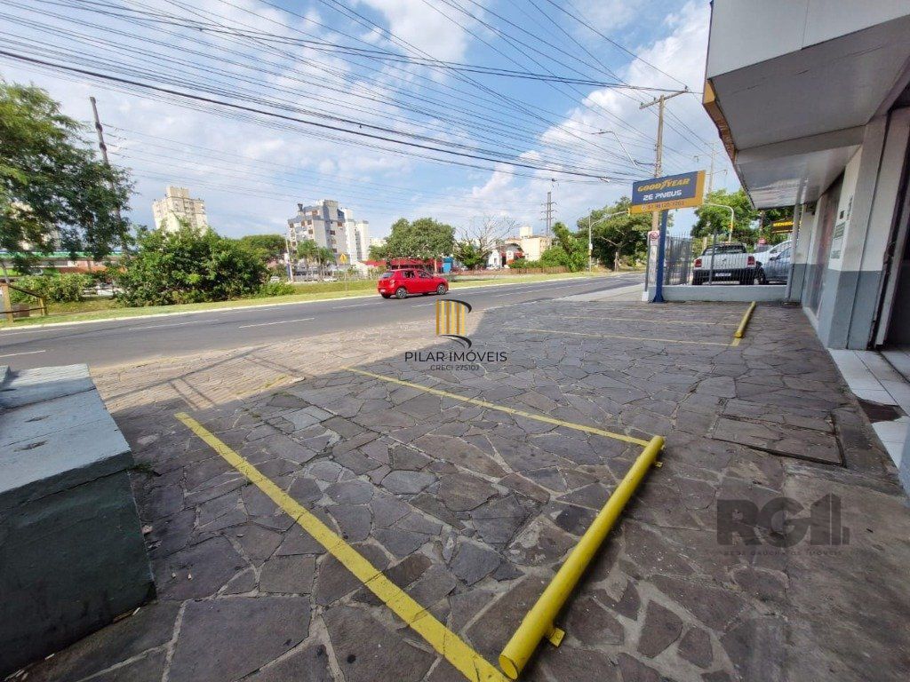 Apartamento 139m², com sacada na Av. Ipiranga próximo a PUC