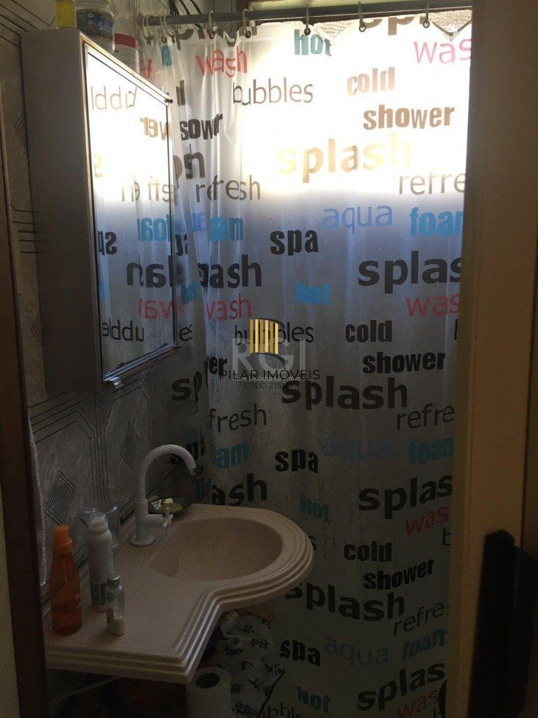 Casa para Venda - 74m², 3 dormitórios, 2 vagas - Nonoai