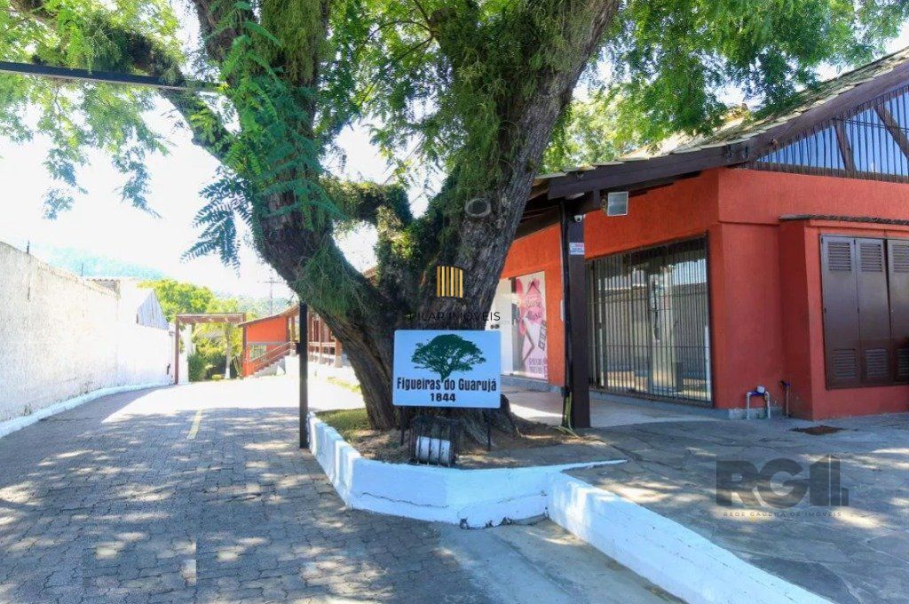 Casa em condomínio, 81m², 3 dormitórios, 2 vagas no bairro Espírito Santo