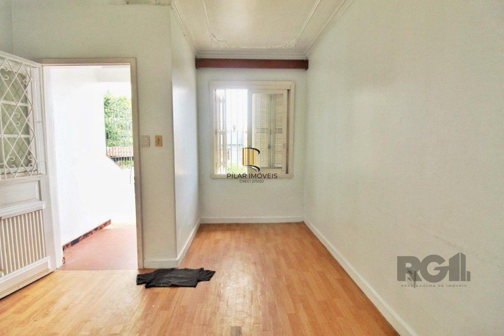 Casa 3 dormitórios no bairro Teresópolis