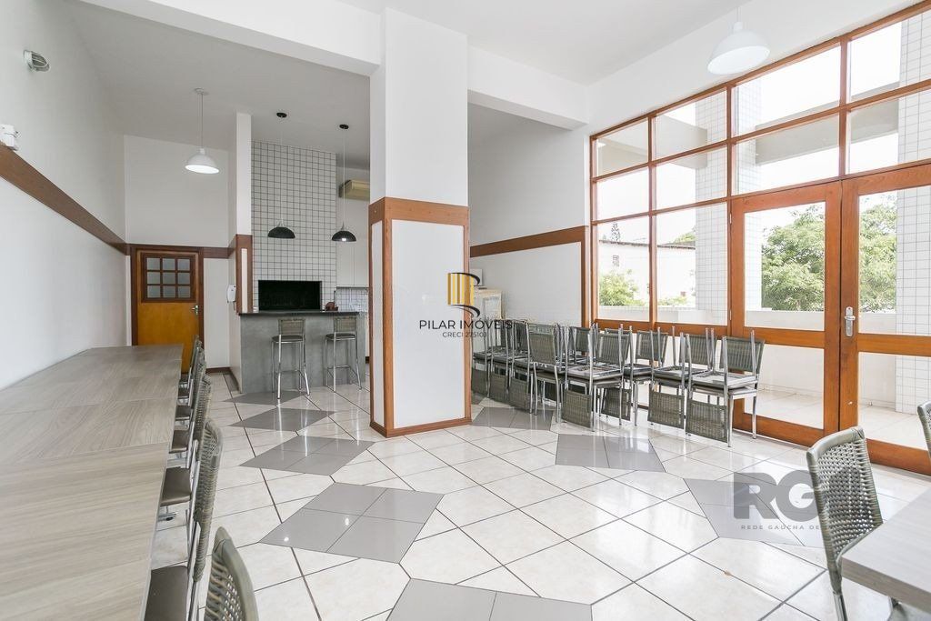 Apartamento 2 dormitórios no bairro Cavalhada