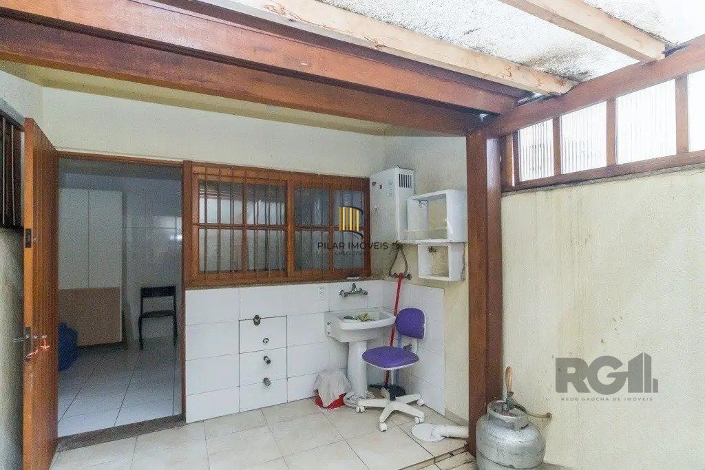 Casa com 3 dormitórios no bairro Jardim Itu