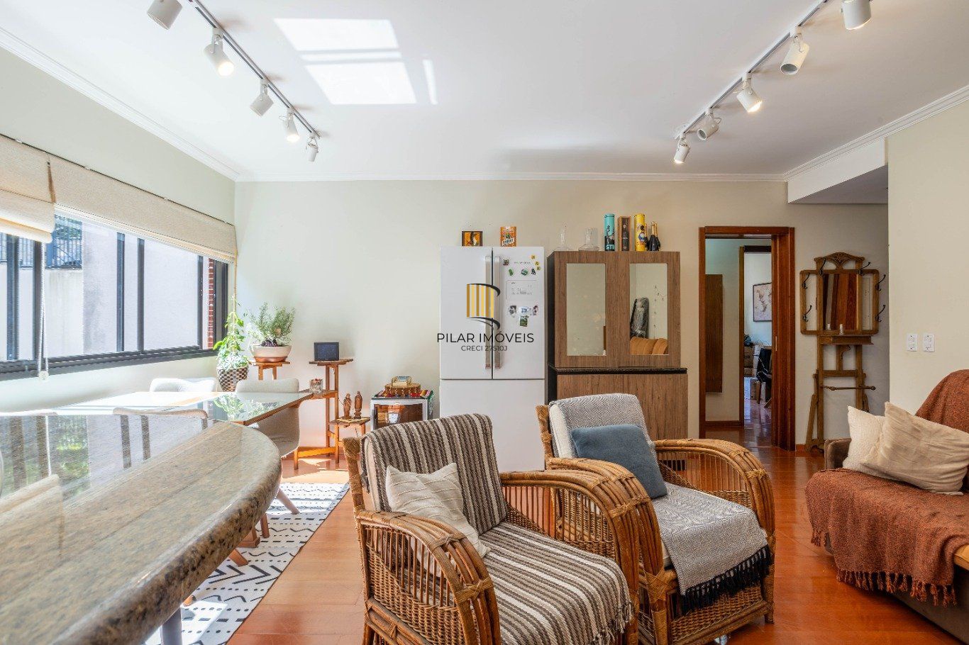 Apartamento de 3 quartos e 93m² à venda em Rio Branco, Porto Alegre.