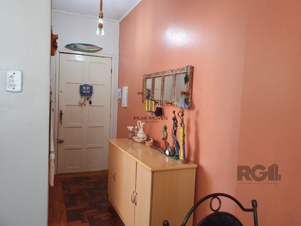 Apartamento de 2 dormitórios no Bairro Medianeira