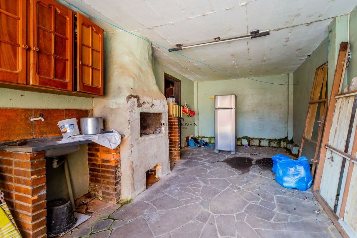 Casa de 3 dormitórios  no Bairro Vila Jardim - Porto Alegre