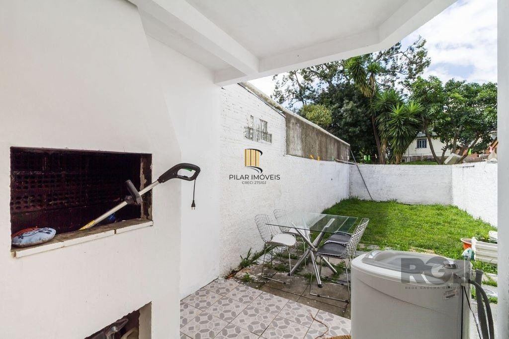 Casa de 117m² - 3 dormitórios e 1 vaga no bairro Hípica