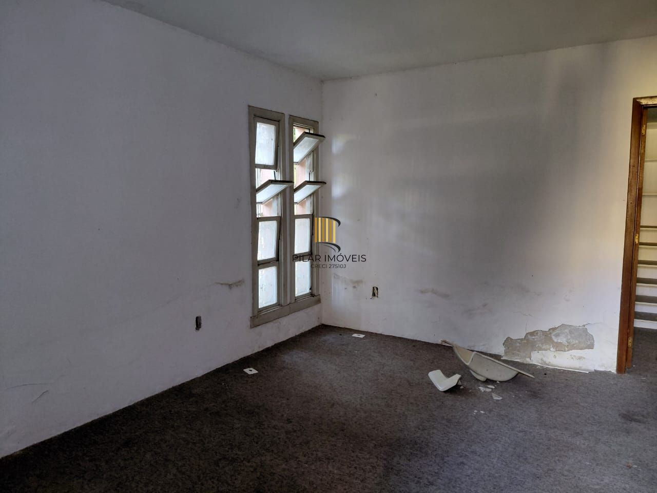 Ampla casa com pátio Bairro Teresópolis