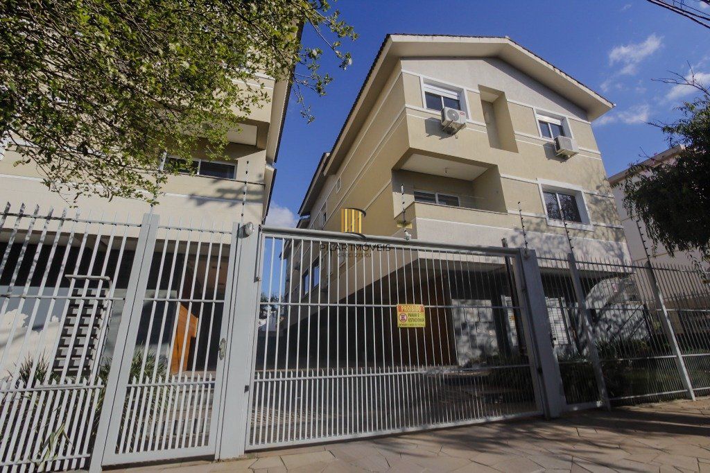 Casa de Condomínio 3 dormitórios no bairro Vila Ipiranga