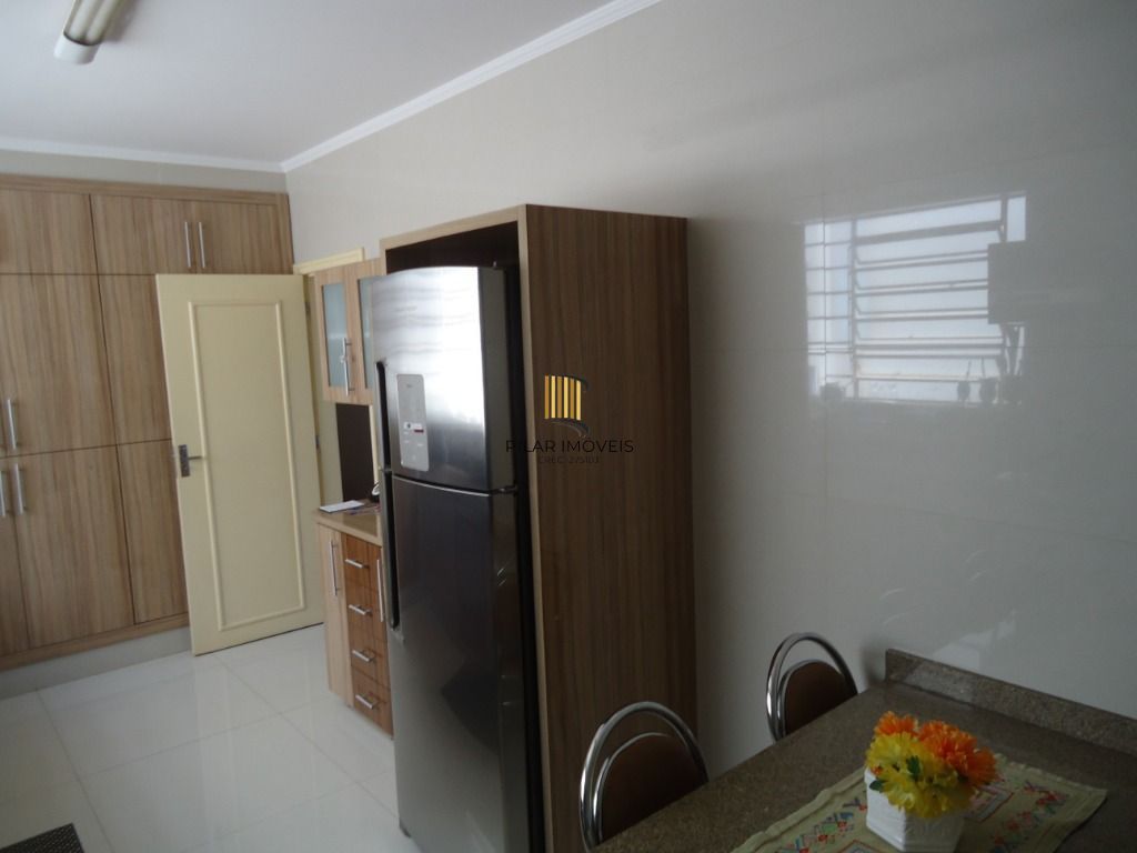 Casa para Venda - 750m², 4 dormitórios, sendo 2 suites, 5 vagas - Santa Tereza