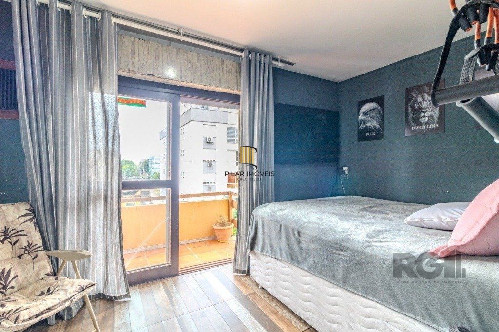 Apartamento de 2 dormitórios no bairro Vila Ipiranga