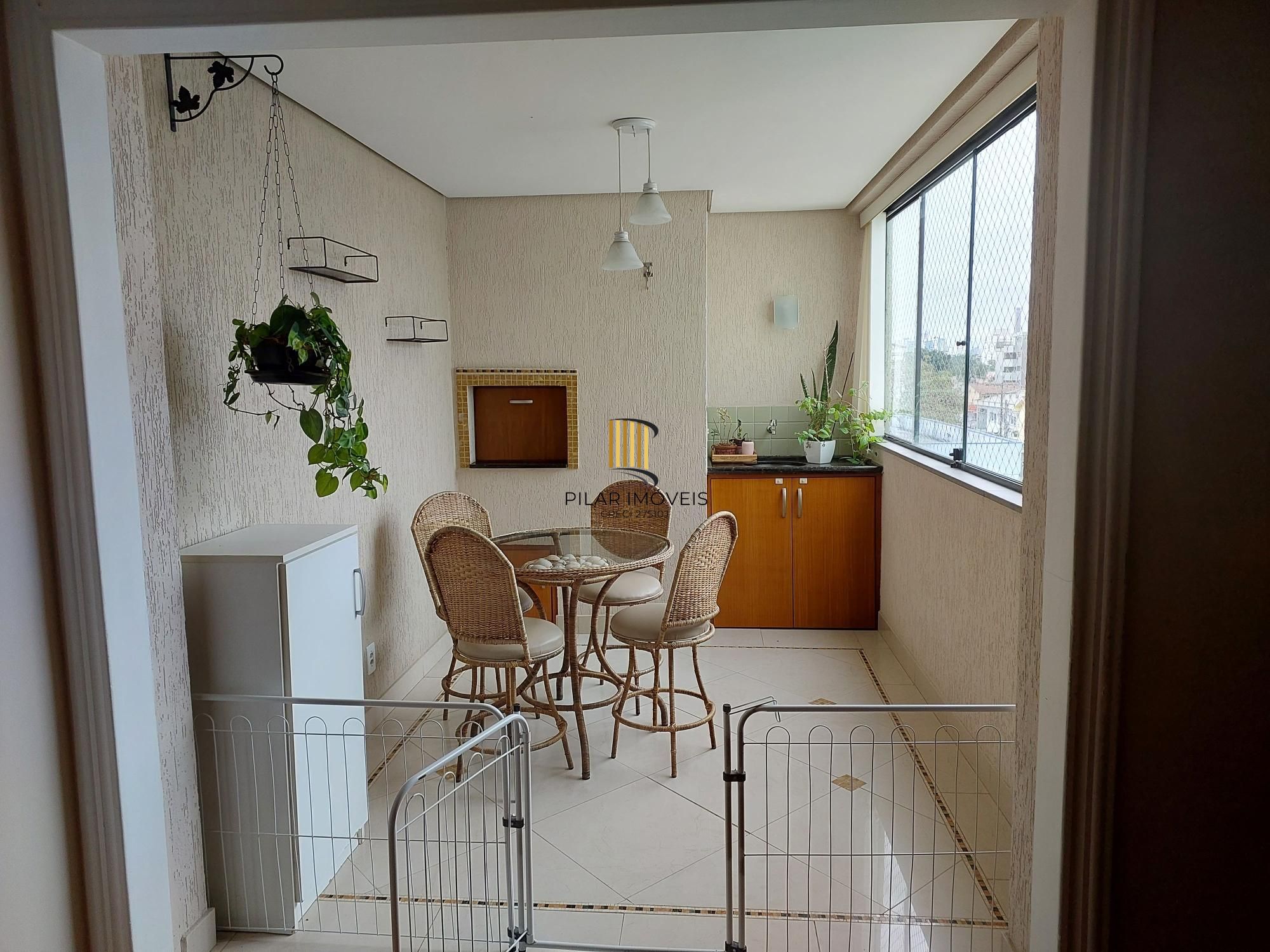 Apartamento com 2 dormitórios no Bairro Partenon