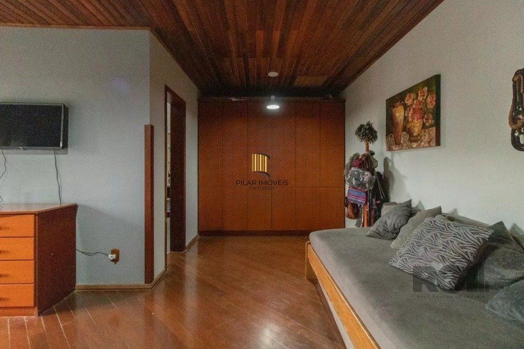 Casa 3 Dormitório(s) Bairro Glória