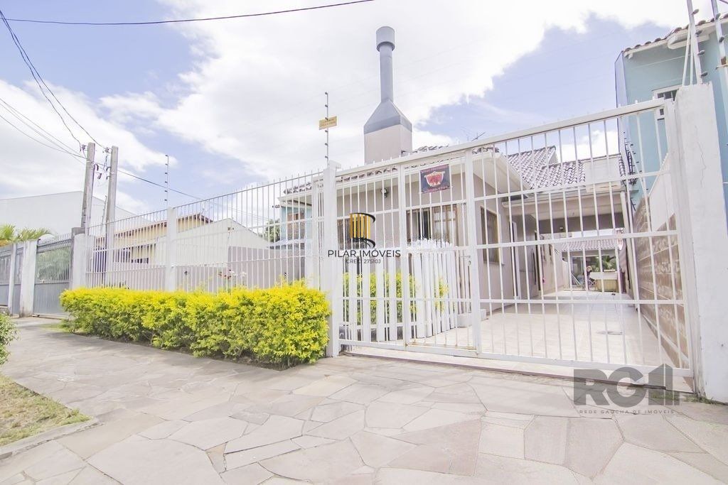 Casa 115m² - 3 dormitórios, 3 vagas no bairro Jardim Leopoldina